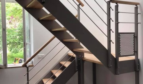 Entreprise pour la fabrication et la pose d'escaliers en métal sur mesure Toucy